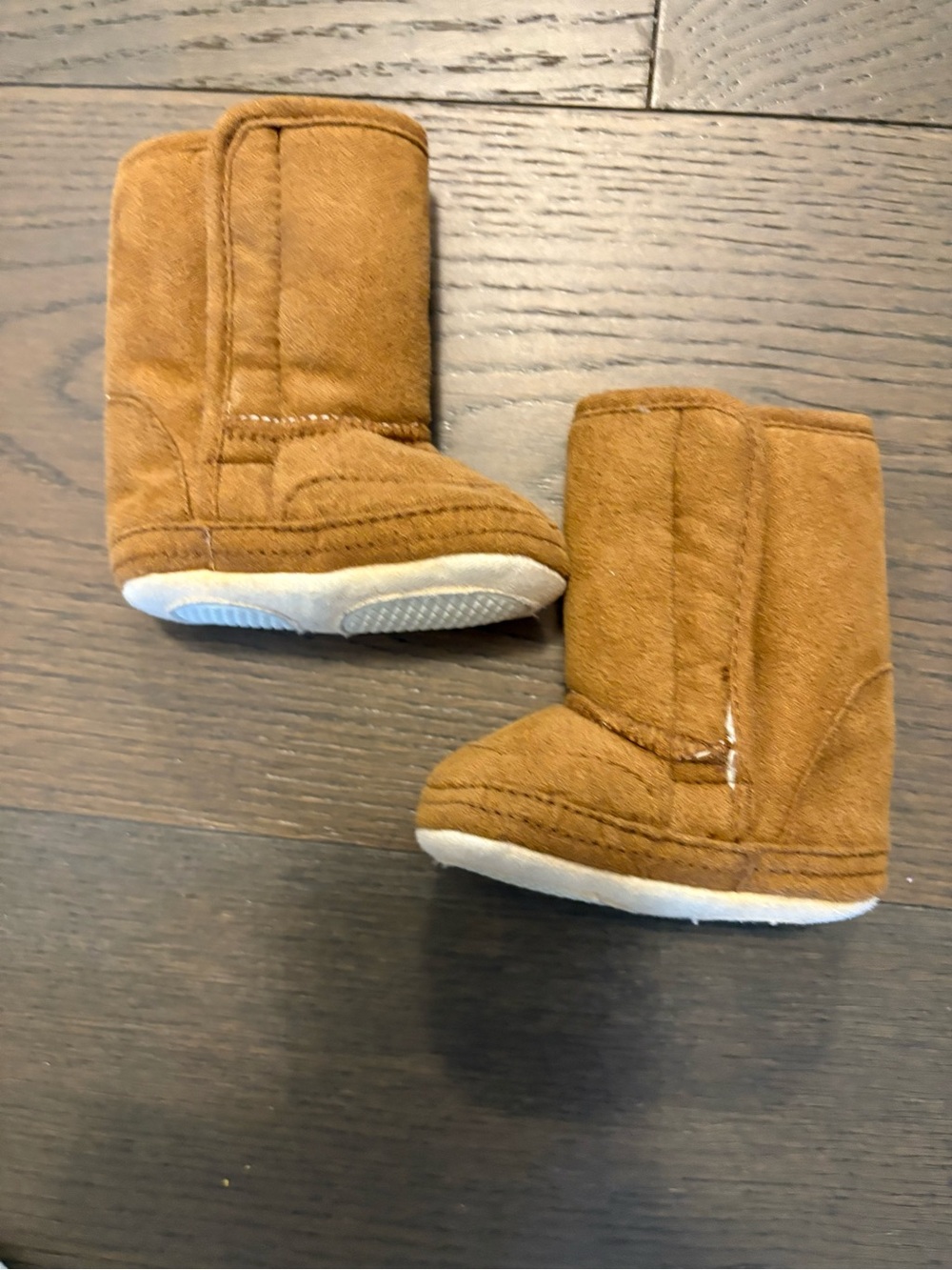 Children’s place baby suede winter booties 0-3M